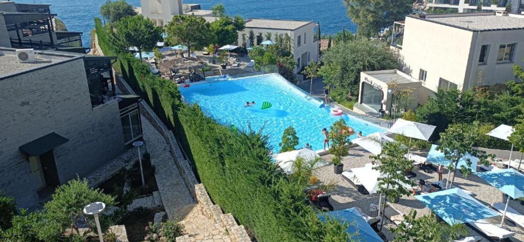 Aquamarine Apartments 1, Влёра Экстерьер фото