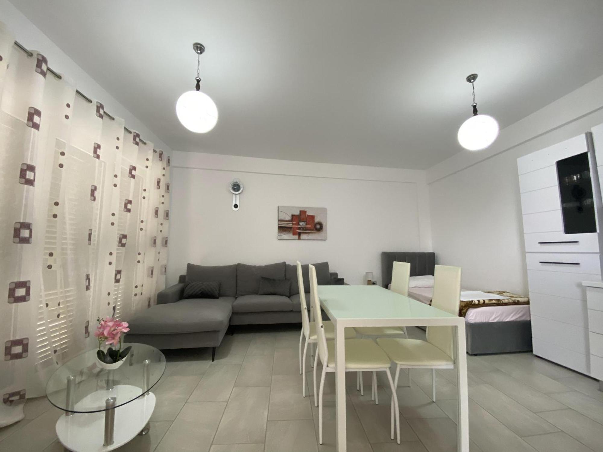 Aquamarine Apartments 1, Влёра Экстерьер фото